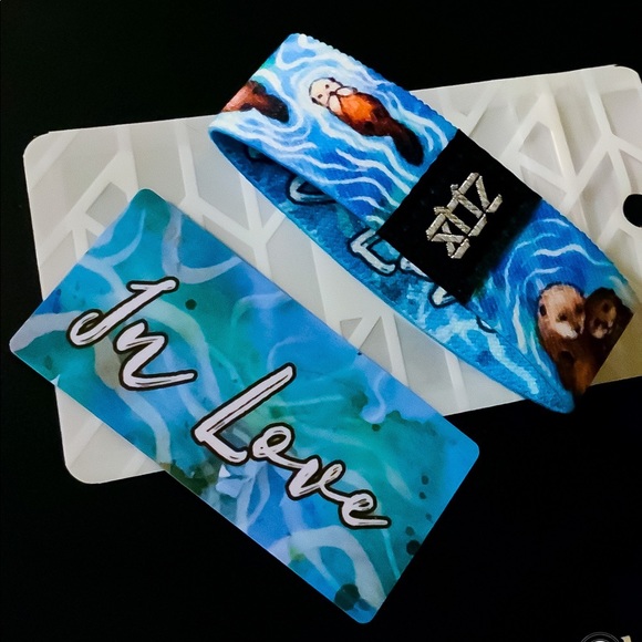 ZOX Jewelry - ZOX Strap Wristband- In Love * Otters with Babies